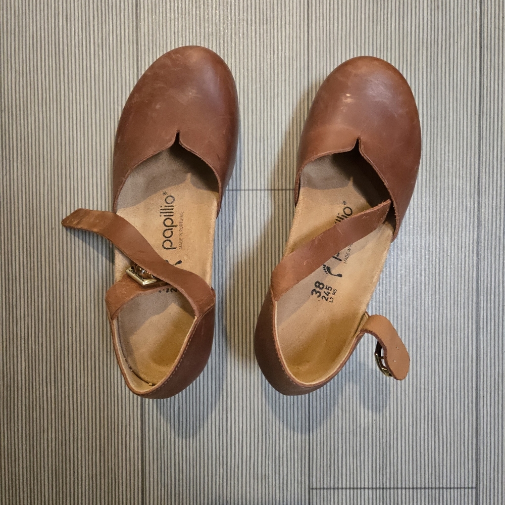 Papillo Brown sandals. Size 8